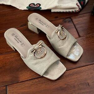 🔥🔥🔥Beautiful sandals 👡👡👡